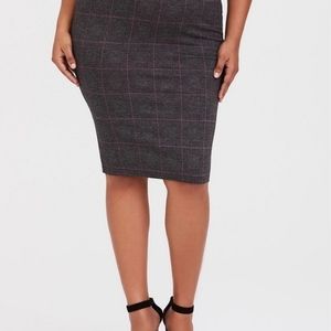 Torrid Double Knit Grey & Pink Plaid Pencil Skirt